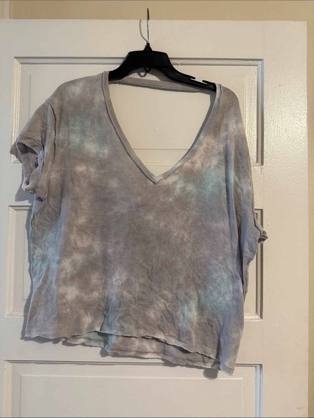 Free People Short Sleeve V-Neck Tie-Dye Top - Gray, Light Blue